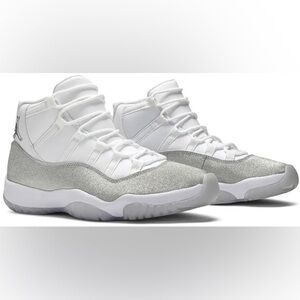 Women’s AIR JORDAN 11 Retro White Metallic silver glitter sneakers- Size 8